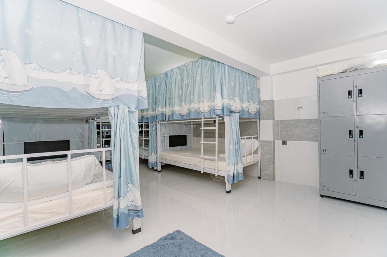 Aloha Saigon Premium Hostel By Local Travel Experts - Newly Opened, Less-Touristy Location, Spacious Rooms, Glass Shower Bathroom, Free Breakfast & Walking Tour Ho Chi Minh City Exterior photo